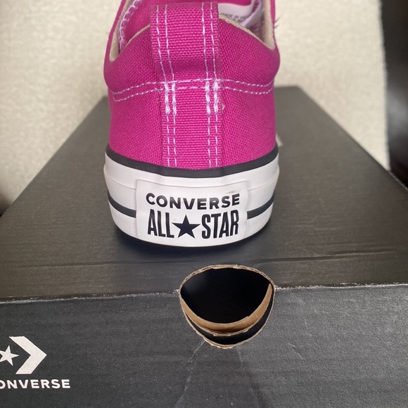 CONVERSE CHUCK TAVLOR ALL STAR MADISON
SNEAKER - FUSCHIA NEW WITH BOX. #1 - Picture 4 of 11